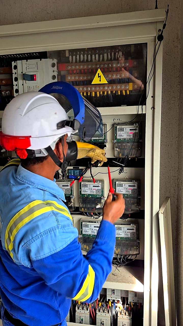 Tablero Eléctrico — Puesta en Marcha — instalación de paneles solares en Barranquilla, Atlántico